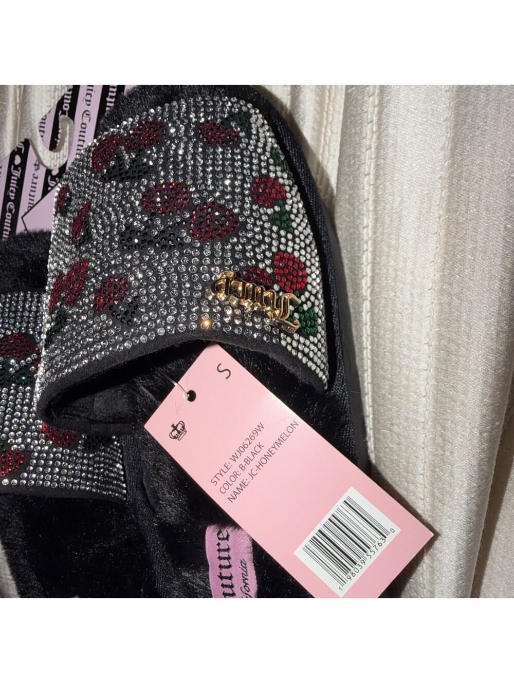 Juicy Couture Slipper Black With Cherry Bling Covering The Top 5/6 - Picture 6 of 6